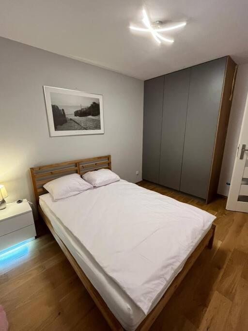 Bianco Apartament Reduta Park *